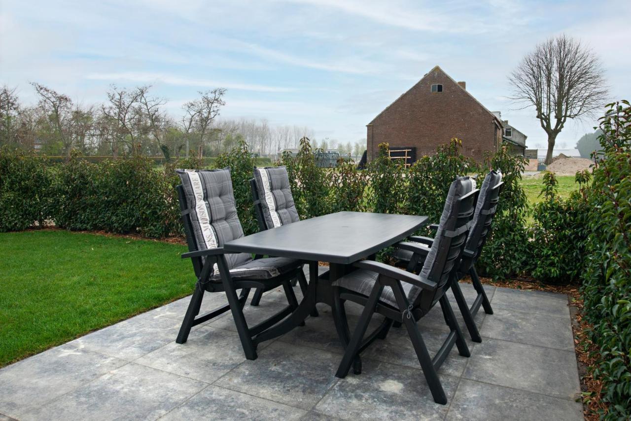 'T Sfeeruus Villa Serooskerke  Exterior foto